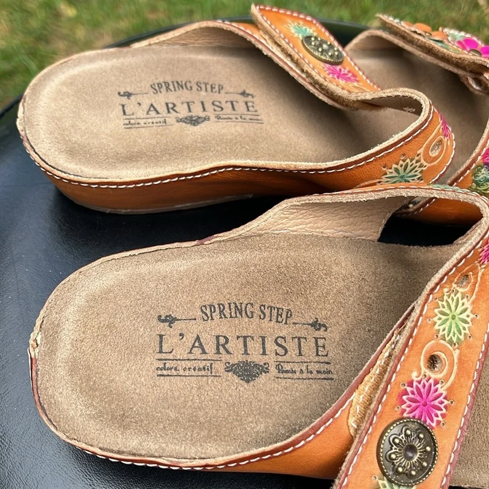 L’Artiste spring step sandals, velcro straps, open toe, brown, flower, size 6.5 - Picture 4 of 9